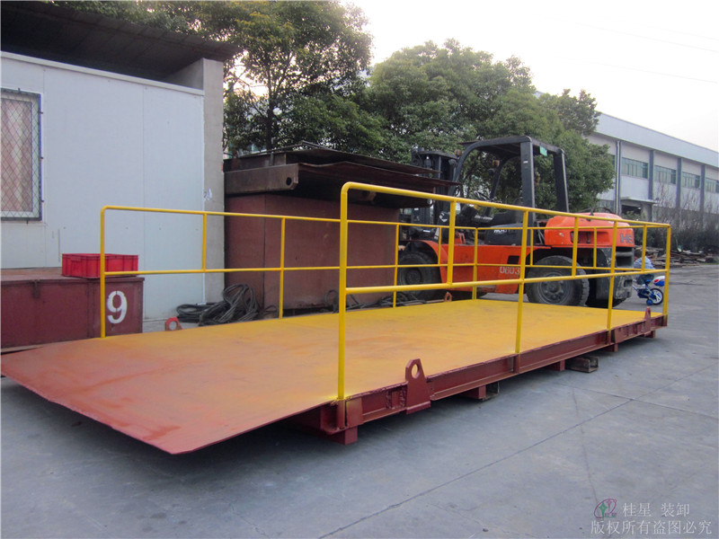 上海桂星高空專(zhuān)用吊籠 上海桂星高空專(zhuān)用吊籠