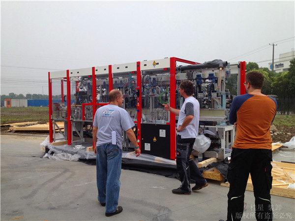 精密設(shè)備安裝