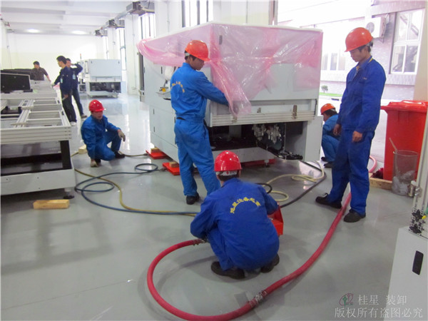 精密設(shè)備搬運(yùn)