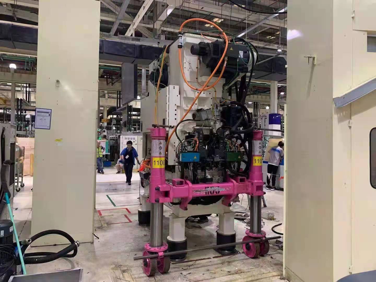 設(shè)備搬運(yùn)